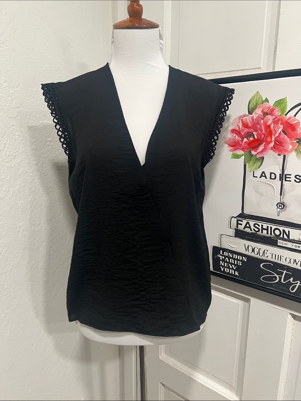 Maje Black Eyelet Detail Tank Size 1/S